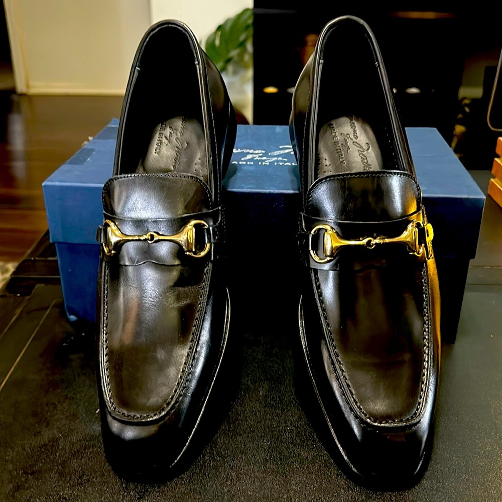 Size 8 Massimo Matteo Loafers